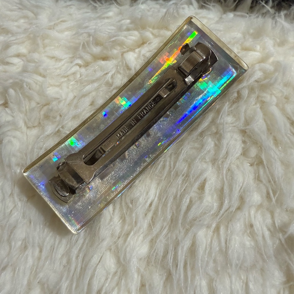 Chanel Iridescent Hair Clip - Picture 3 of 13